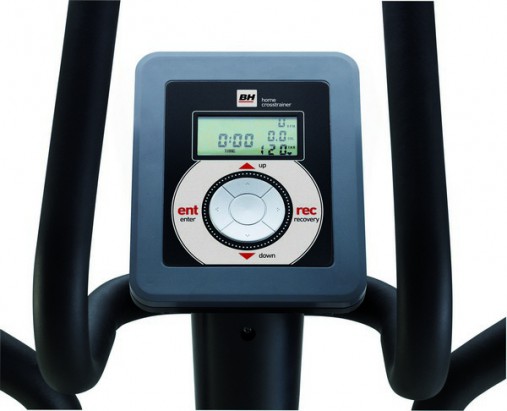 LCD монитор, отображающий время, скорость, обороты в минуту, дистанцию, расход калорий, пульс