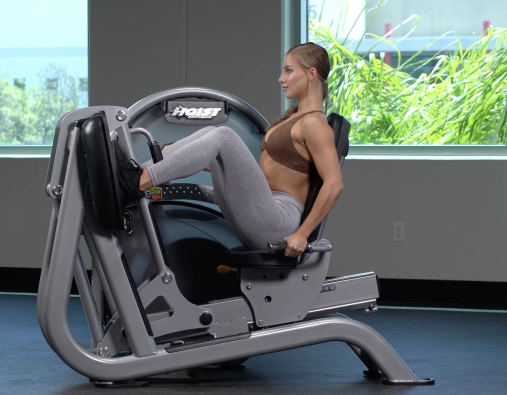 Силовой тренажер Жим ногами HOIST CL-3403 Club Line грузоблочный (матовый черный/черный)