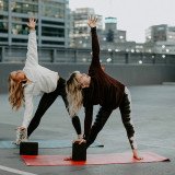 Коврик для йоги HUGGER MUGGER Sticky Mat серый