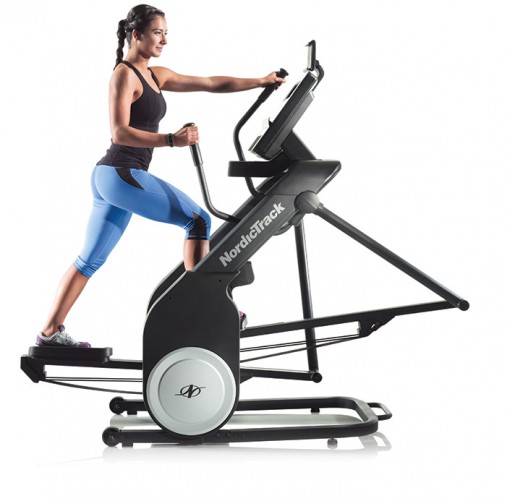 Эллиптический кросстренер со свободным шагом NordicTrack FreeStride Trainer FS7i