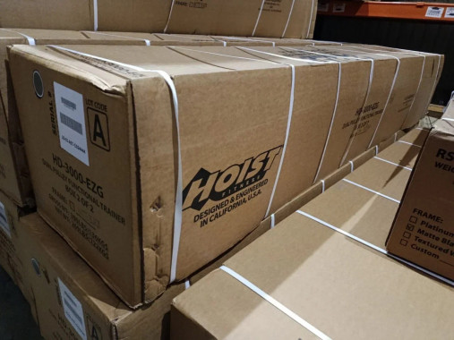 Многофункциональный тренажер Hoist HD-3000 Dual Pulley Functional Trainer Многофункциональный тренажер Hoist HD-3000 Dual Pulley Functional Trainer