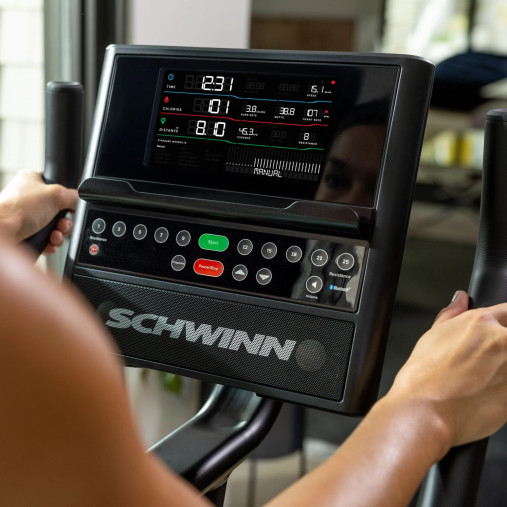 Велотренажер Schwinn 590U с вертикальной посадкой