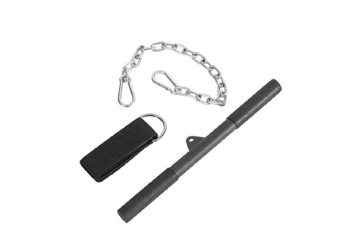 В комплект входит: ручка для тяги прямая, гриф для вертикальной тяги, манжета для тренировки мышц бедра и ягодиц