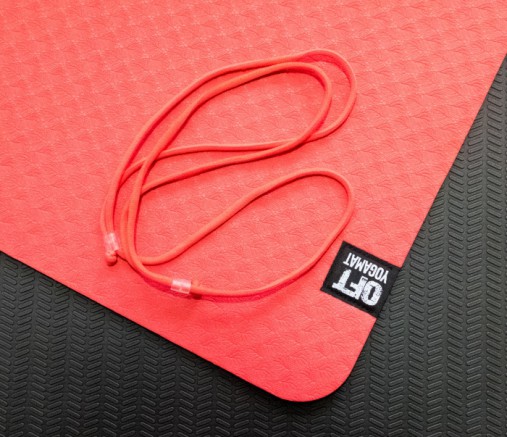 Мат для йоги 6 мм двухслойный красный-черный Original Fit.Tools